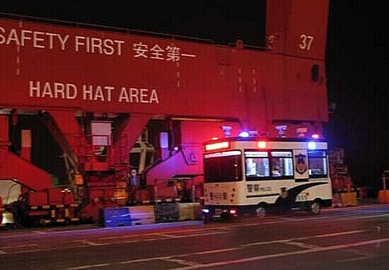 深圳蛇口港区跃迪移动警务室守边防