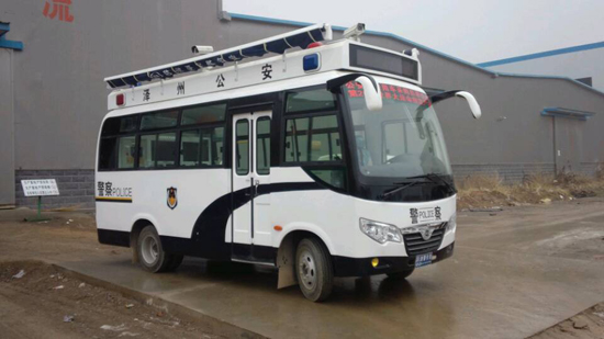 山西泽州：燃油移动警务室——便民服务实惠多