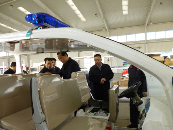 石家庄市市长、市委副书记一行莅临河北新宇宙电动车有限公司调研