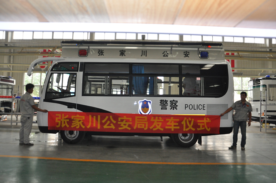 跃迪移动警务室服务甘肃张家川——走出去、亮起来、沉下去