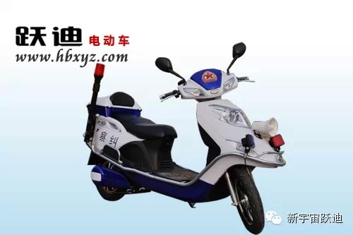 跃迪警用电动摩托车开进校园，开展保卫工作