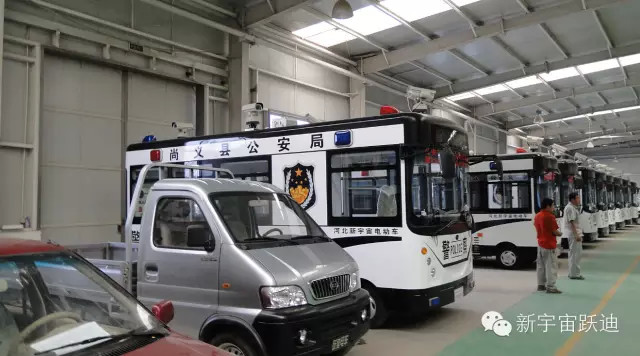跃迪移动警务室为市民提供更加便利的服务，发车张家口
