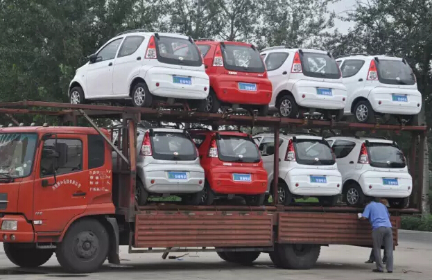 跃迪电动汽车批量发车河北 倡导低碳绿色出行