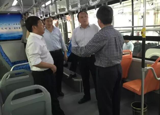 商洛市副市长王华一行到跃迪集团旗下陕西跃迪新能源汽车有限公司调研