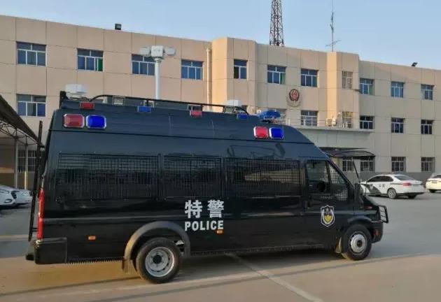 跃迪通讯指挥车