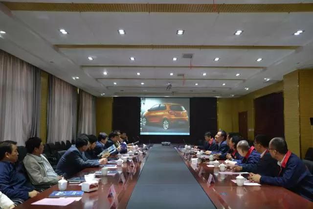 石家庄市市长邢国辉一行到跃迪集团视察调研