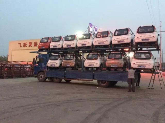 电动汽车装车完毕