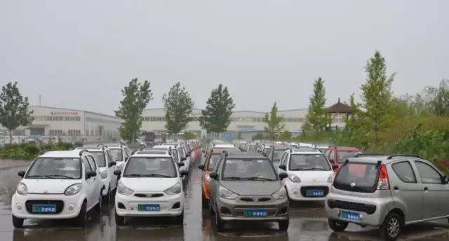 跃迪电动汽车检测完毕