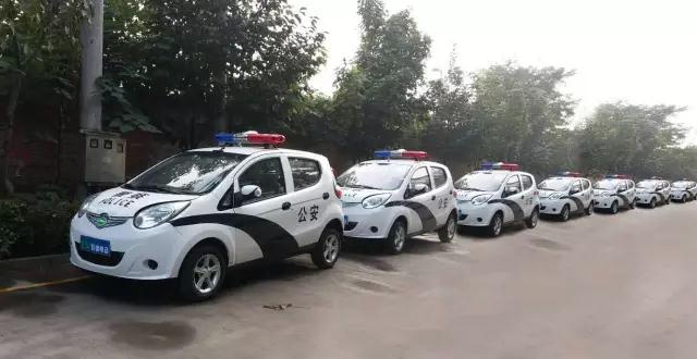 跃迪电动巡逻车总装下线