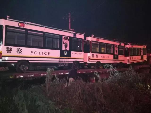 电动移动警务室