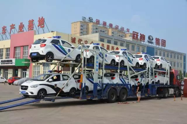 跃迪电动巡逻车