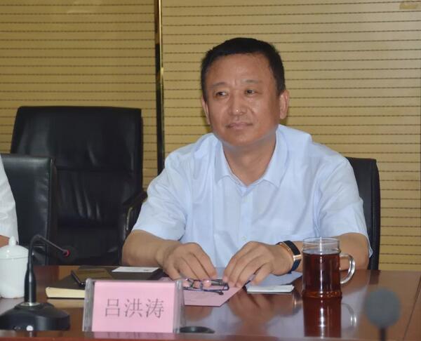 德国欧拉巴士一行到跃迪集团参观考察