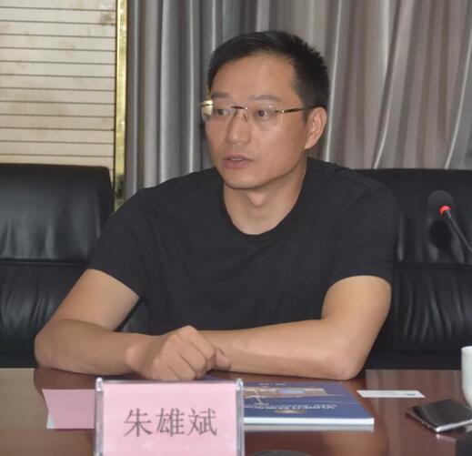 德国欧拉巴士一行到跃迪集团参观考察