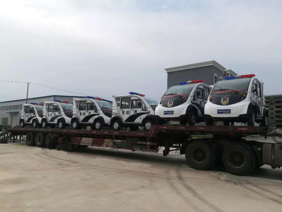 跃迪警用电动巡逻车装车完毕,准备发往甘肃