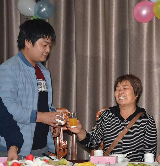 重阳节 跃迪一线员工对父母想说的那些话