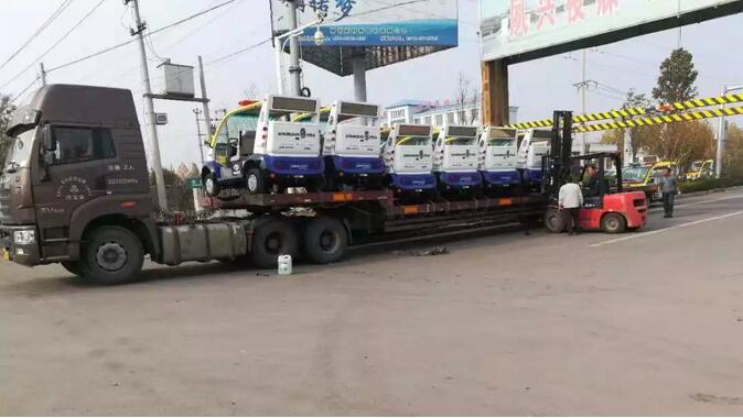 冲出国门|跃迪警用电动巡逻车发往南美洲