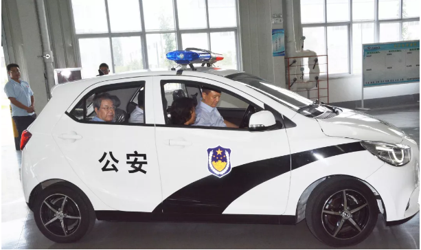河北省政协副主席卢晓光，河北省委统战部副部长、省工商联党组书记郭翠朵率调研组到跃迪集团开展重点提案督办调研