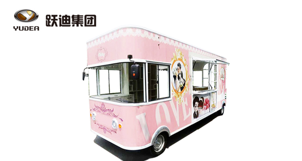 跃迪婚纱摄影车