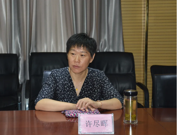 元氏县长许尽晖到跃迪集团调研疫情防控和旅发大会重点项目工作