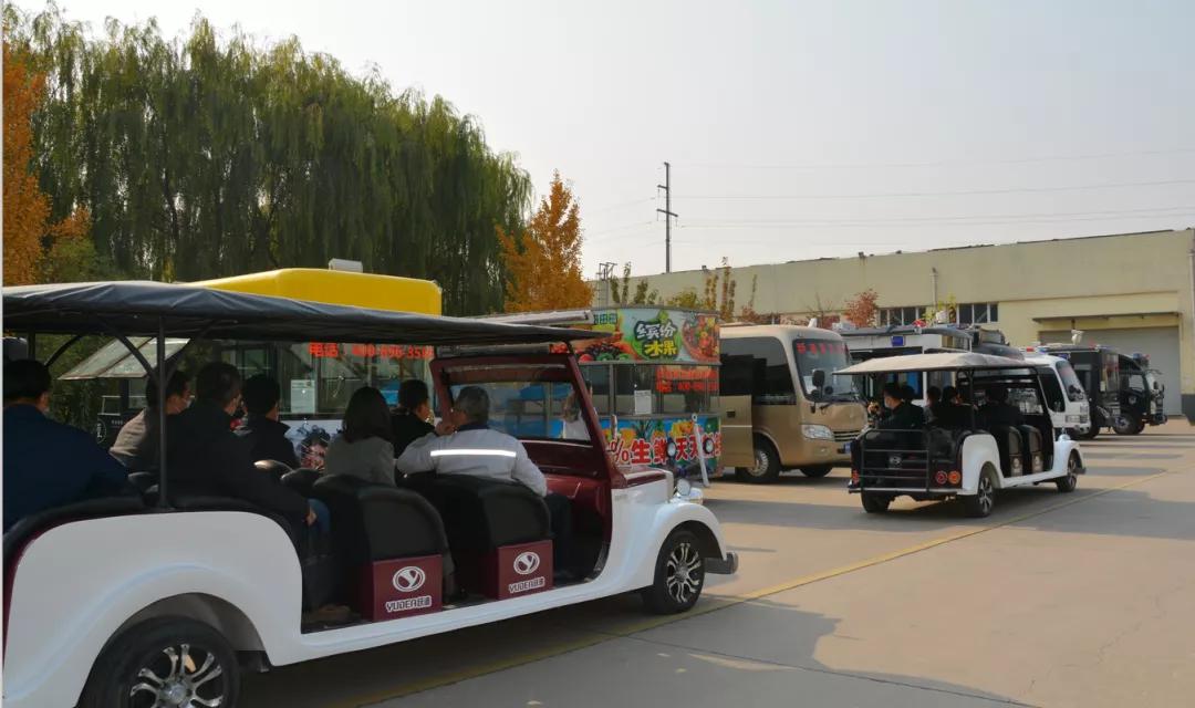 可克达拉市领导一行赴跃迪集团参观考察