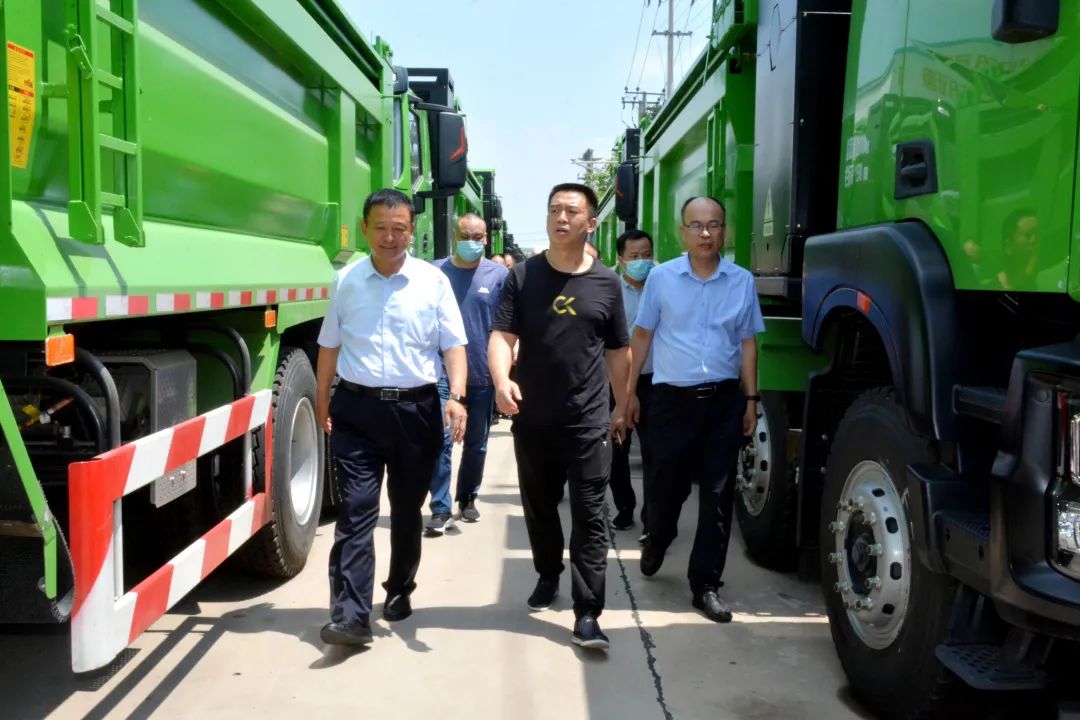 醴陵市副市长汤文一行莅临跃迪集团参观考察