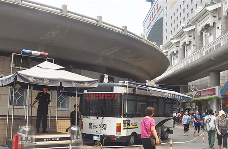 跃迪汽车连续11年入围公安部采购目录