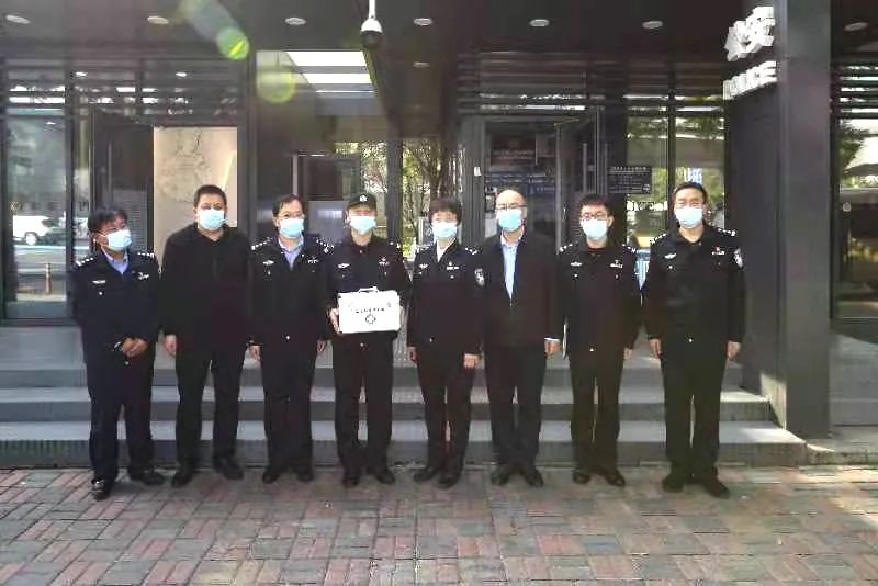 跃迪集团慰问基层一线民警 共筑警企鱼水情