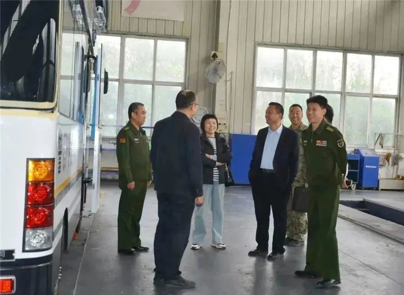 领导到访丨河北省军区动员局副局长赵鹏一行人到跃迪集团参观考察