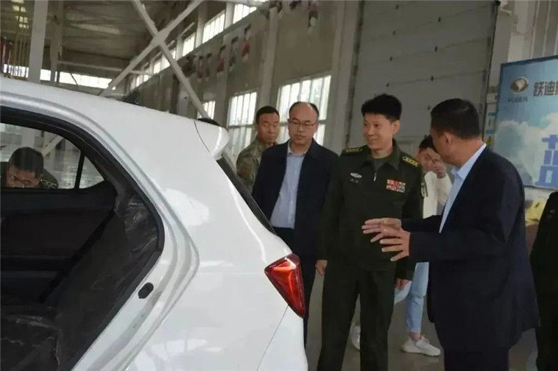 领导到访丨河北省军区动员局副局长赵鹏一行人到跃迪集团参观考察