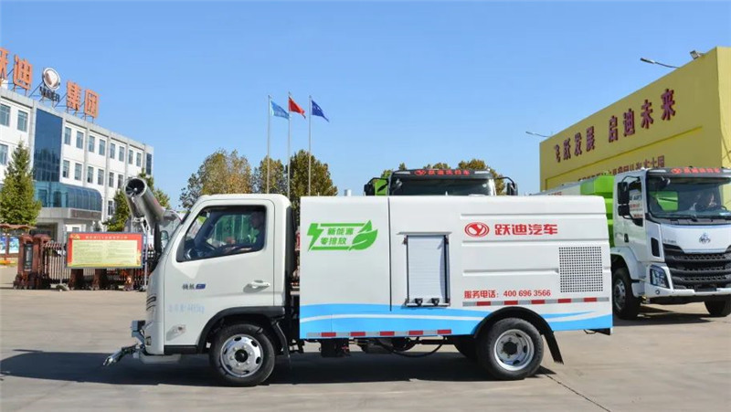 小小体型 超大能量丨跃迪纯电动路面养护车