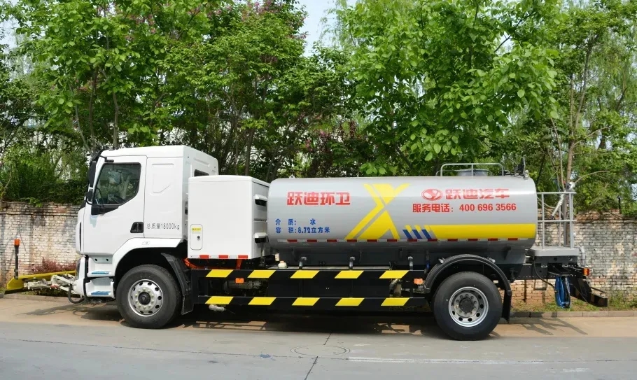 跃迪纯电动清洗车-开启城市清洁新时代