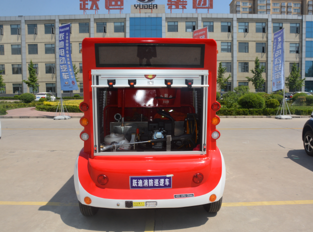 跃迪|穿梭街巷护平安，消防巡逻在行动
